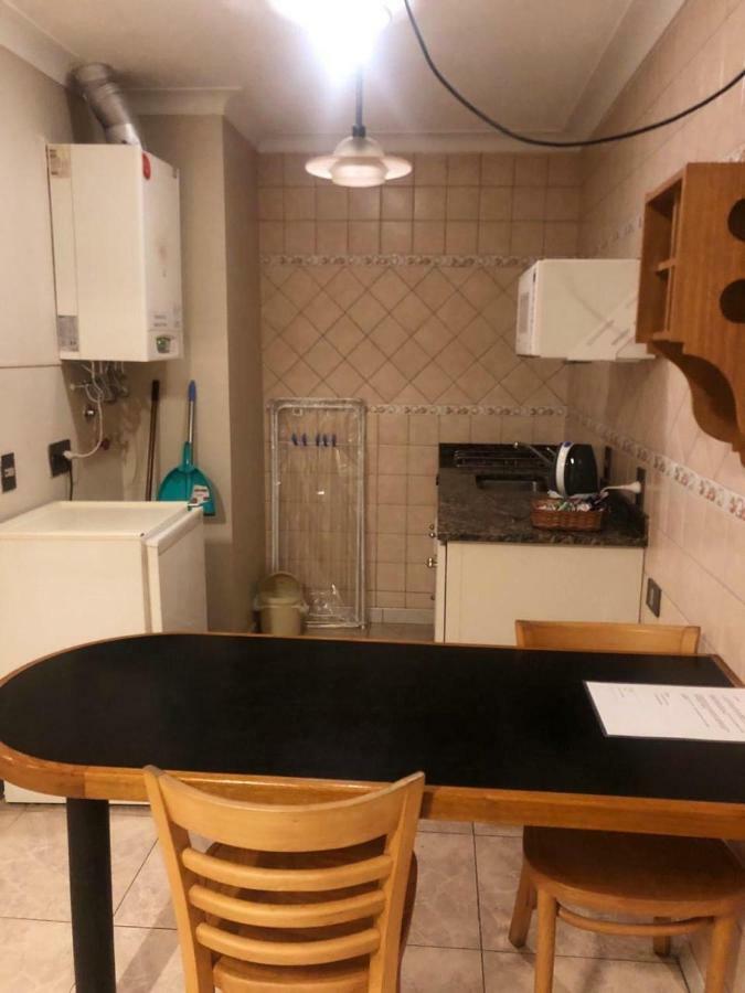 Departamento Centrico Mendoza-Reina Victoria Leilighet Eksteriør bilde